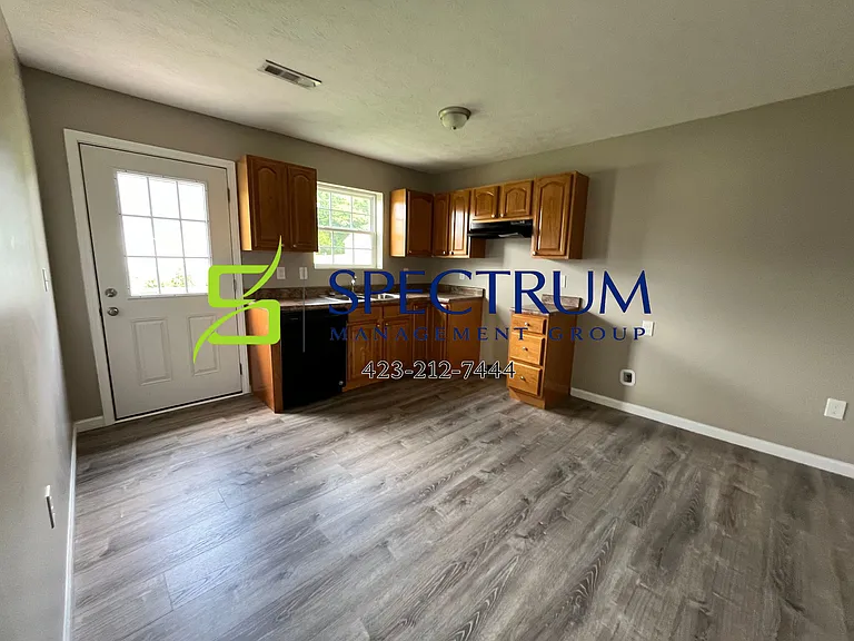 2054 Jonathon Dr — Photo 5