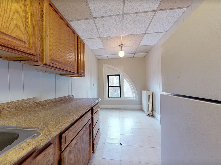 31 Longwood Ave #D — Photo 5