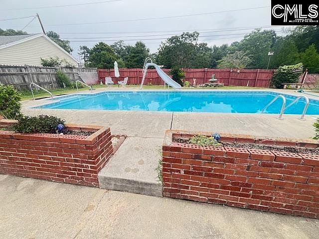 1st image of 7509 Burdell Dr