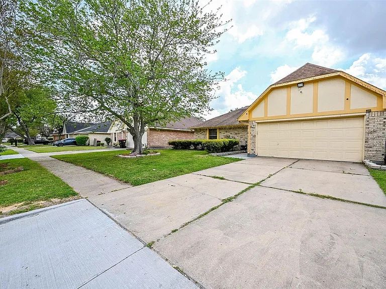 14431 Royal Hill Dr — Photo 4