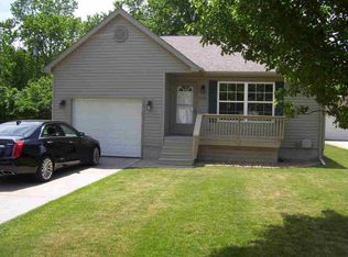 3300 S Grove Dr, Monroe, MI 48162