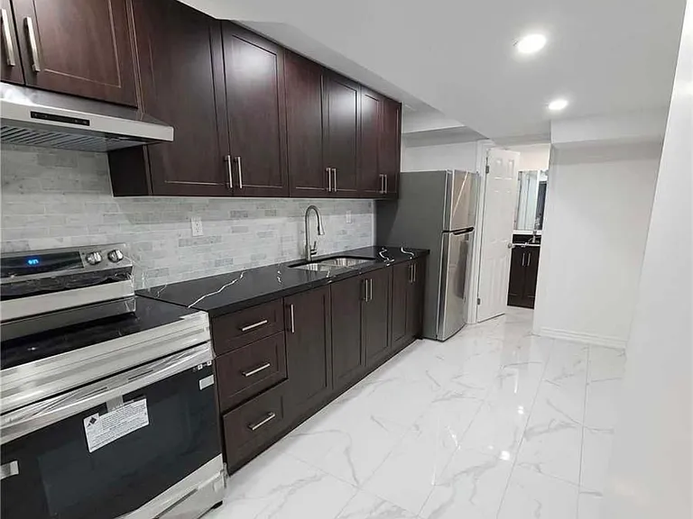 12 Reign Ln #BASEMENT — Photo 2