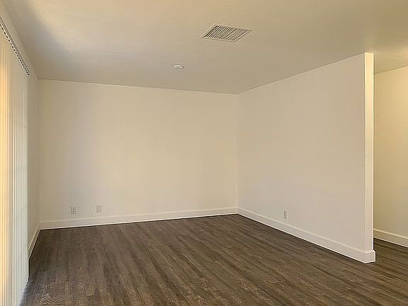 4th image of 11852 Daniel Ave