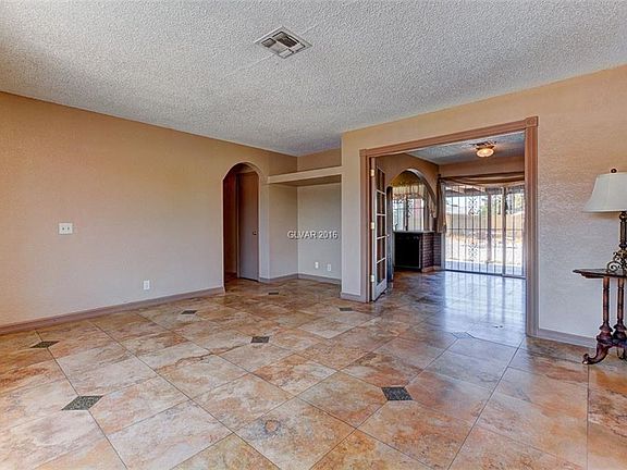 4th image of 5445 Edna Ave