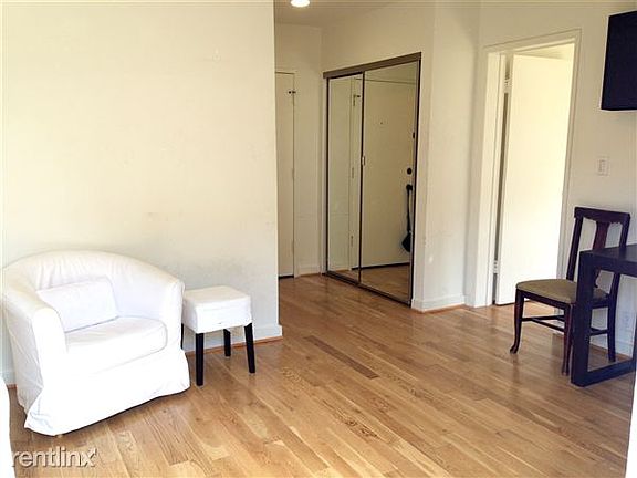 apartment 2 living space