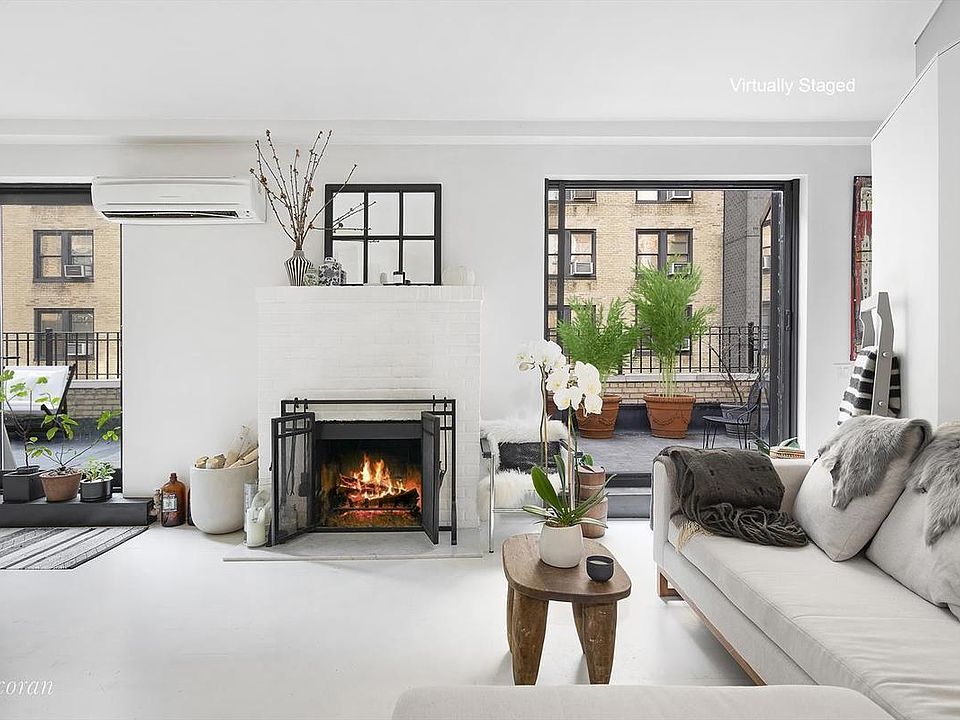 1st image of 140 W 58th St #Phc