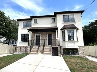 25 Marie St, Staten Island, NY 10305