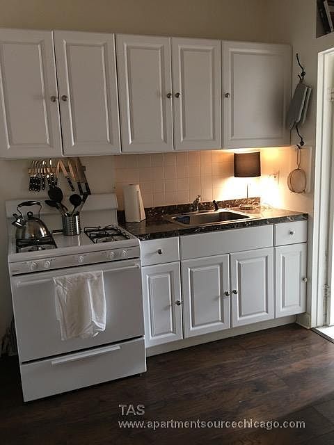 1st image of 1946 N Wilmot Avenue # Second Floor