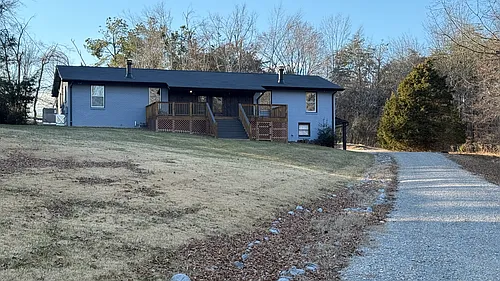 2494 Fairview Blvd Photo 1