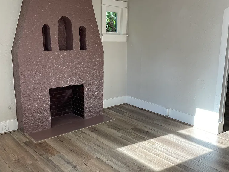 1446 N Verbena St — Photo 5