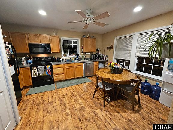 3rd image of 110 Lenwood Ct #45