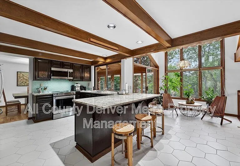 10193 Meade Ct — Photo 9