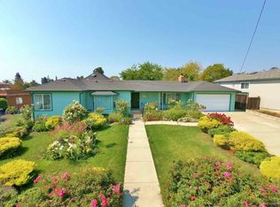 19569 Alana Rd, Castro Valley, CA 94546