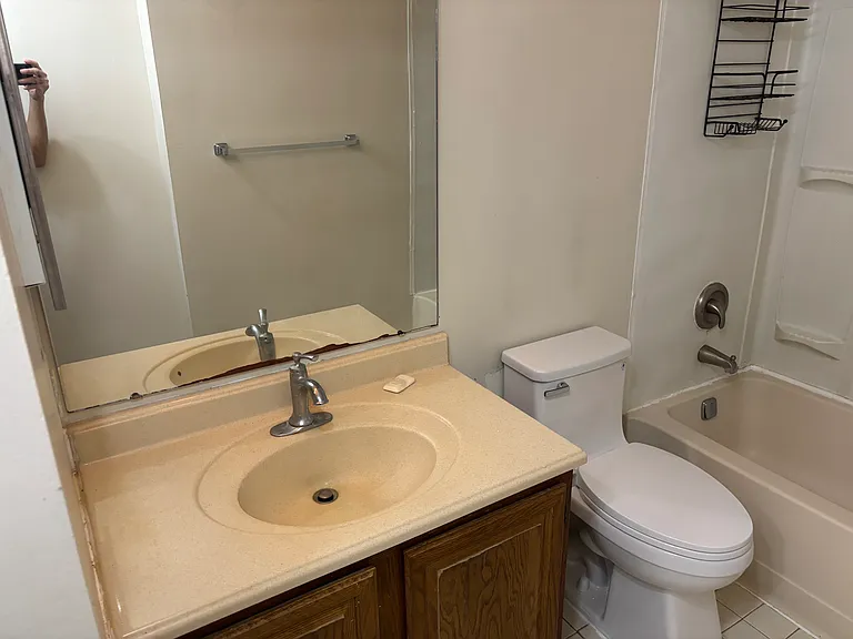 1221 Ravens Crest Dr — Photo 11