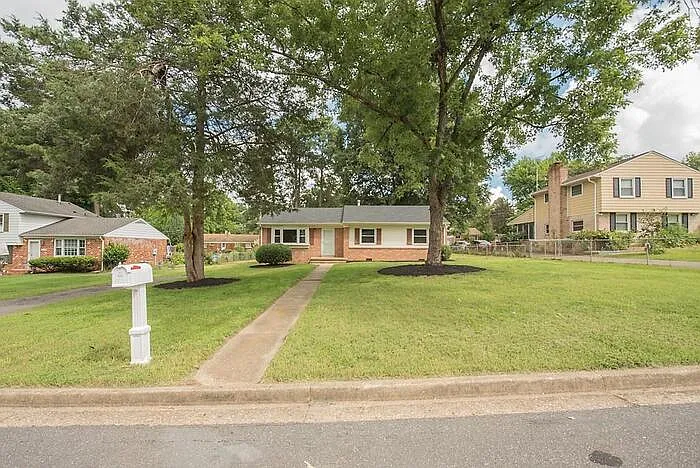Building Photo - 9114 Prestondale Ave