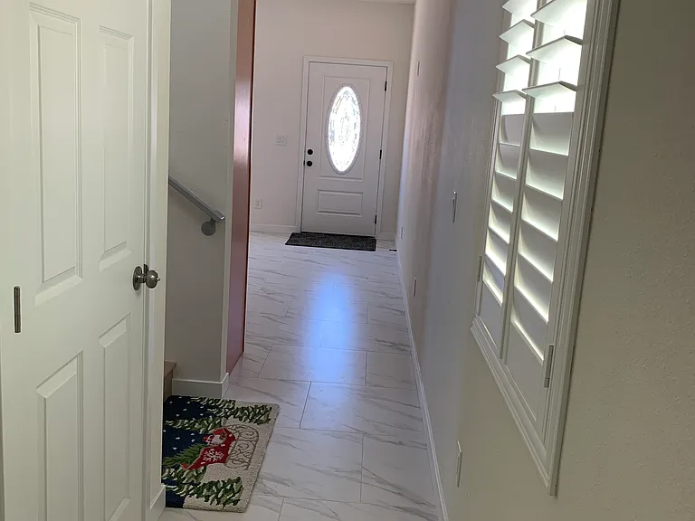10157 Parkdale Ave — Photo 9