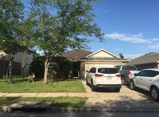 144 Bristol Bend Ln, Dickinson, TX 77539