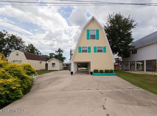 6085 Apache Dr, Kiln, MS 39556
