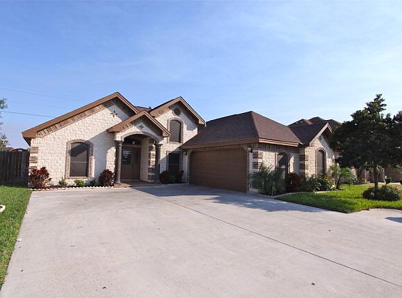 2nd image of 2706 Cedro St