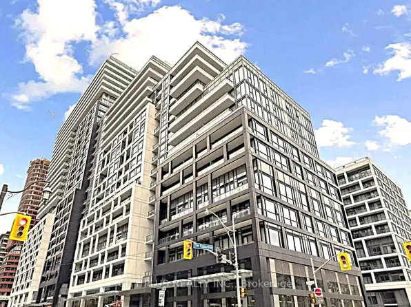 135 Lower Sherbourne St, Toronto, ON