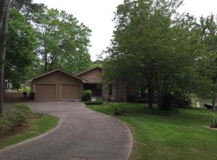 223 E Lakeside Dr, Hattiesburg, MS 39402