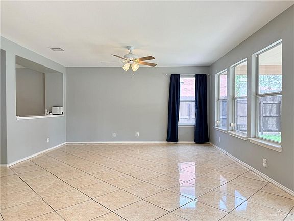 3rd image of 3913 Redbird Ave