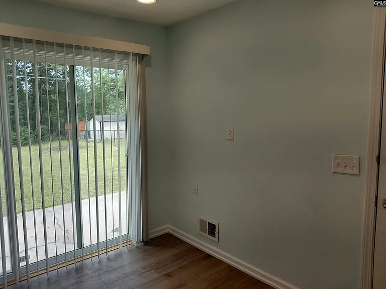 224 Hickory Ridge Dr — Photo 17