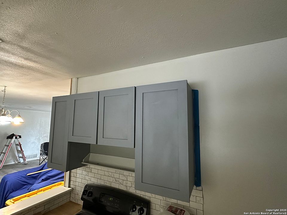 2nd image of 7621 Sage Oak St
