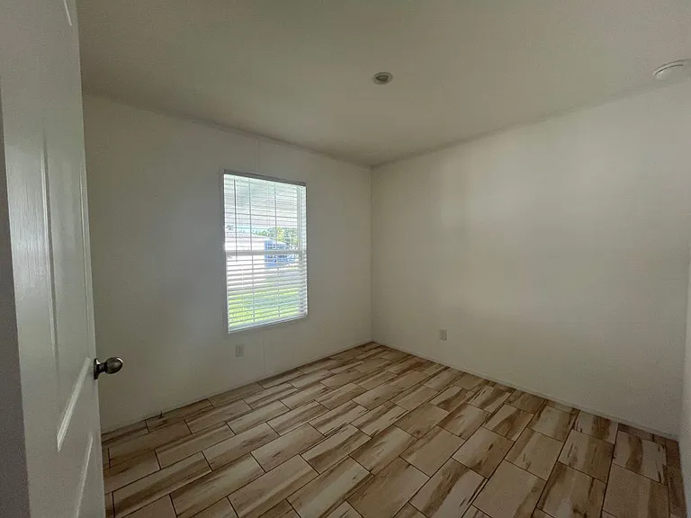 118 Leopard Ln #118 — Photo 8