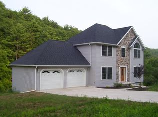 1526 Hidden Valley Dr, Montoursville, PA 17754
