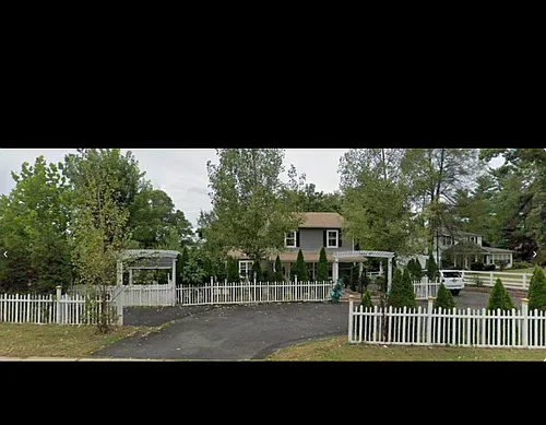 2535 Barracks Rd #4 Photo 1 2535 Barracks Rd #4 Photo 1
