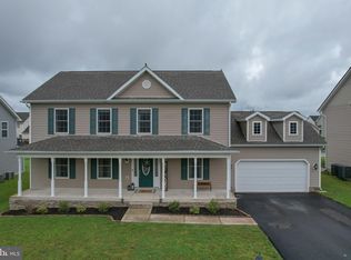 241 Shannon Ct, Inwood, WV 25428