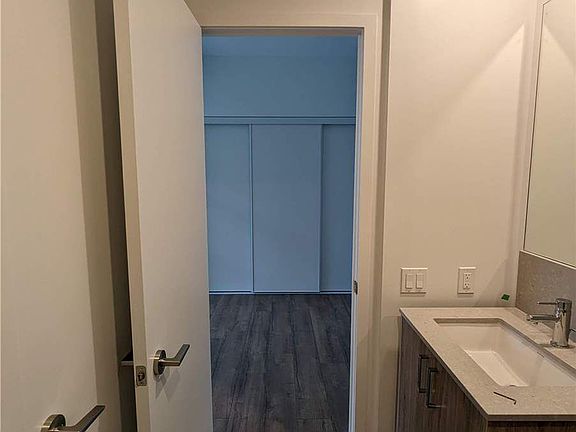 5th image of 1787 Saint Clair Ave W #711