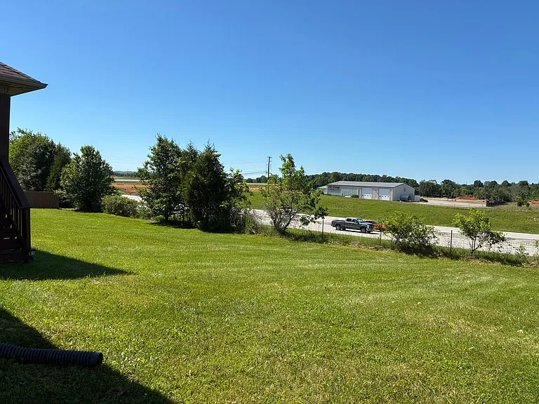183 Twin Lakes Dr — Photo 36