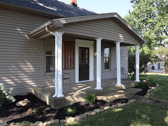 2nd image of 1606 Old Chillicothe Rd SE