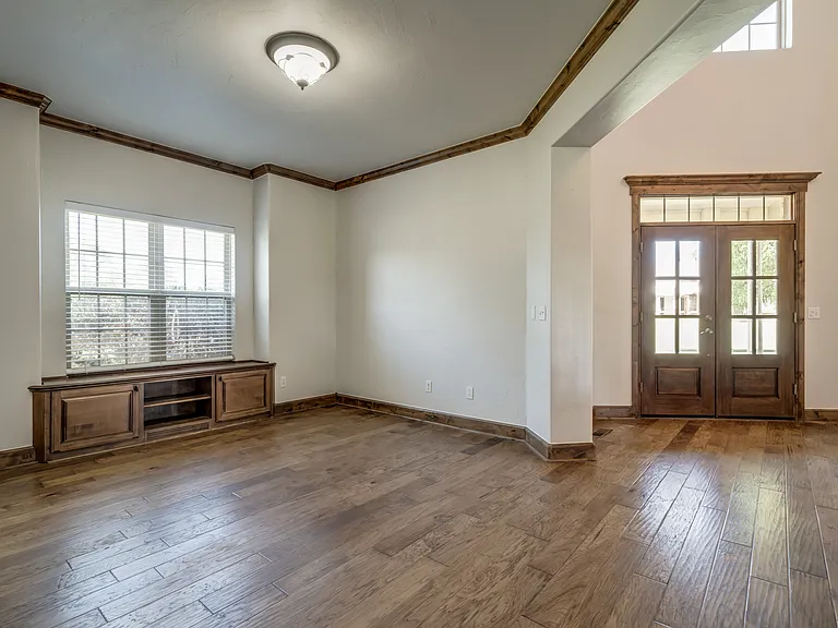 22525 Lindy Ter — Photo 14