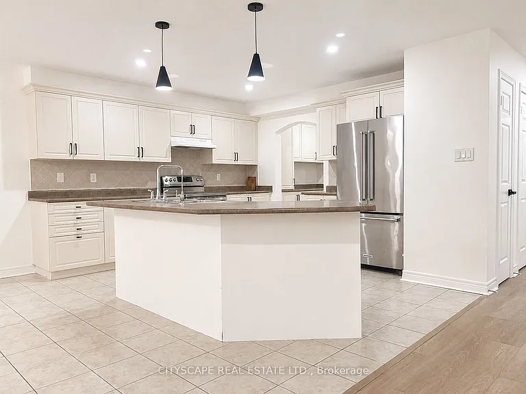 63 Webb Ave — Photo 5