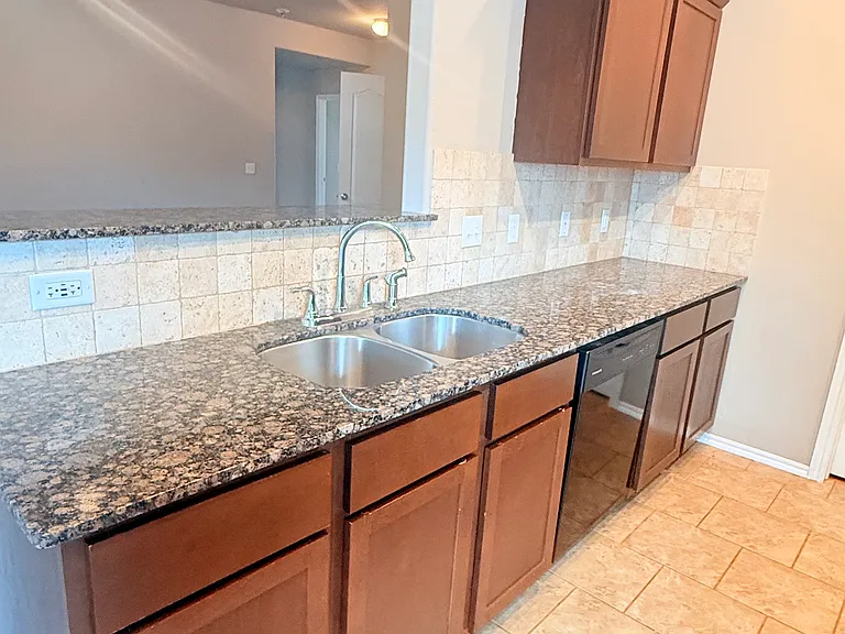 2921 Thompson Farm Ln — Photo 26