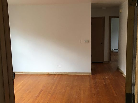 4th image of 6768 N Sauganash Ave #2F