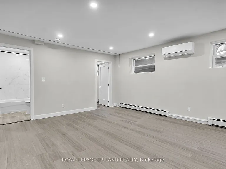 425 McKenzie Ave #1 — Photo 6