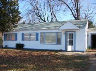 12048 Bellefontaine Rd, Saint Louis, MO 63138