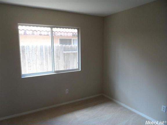 5th image of 1103 San Miguel St