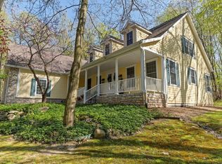 1720 Stonecreek Dr, Niles, MI 49120