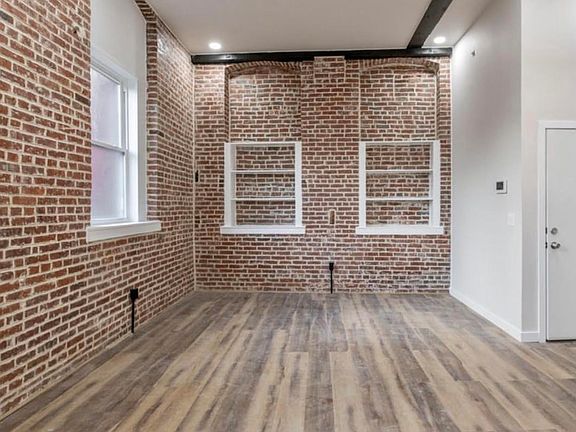 2nd image of 2045 Trenton Ave #202