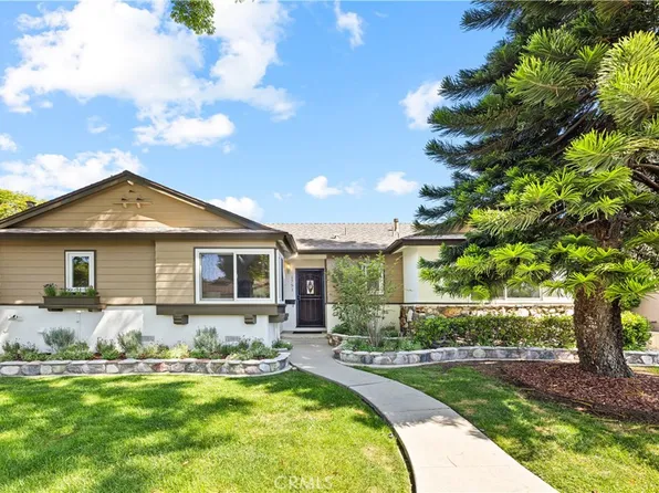 1751 W Bowling St, Anaheim, CA 92804