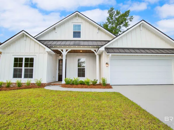 404 Scarlett Ave, Fairhope, AL 36532