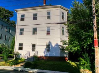 27 Oak St, Gardner, MA 01440