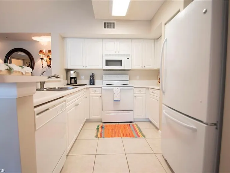 1220 Wildwood Lakes Blvd #201 — Photo 19