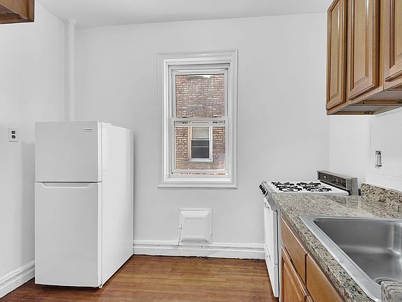 5th image of 128 W 138th St #2D