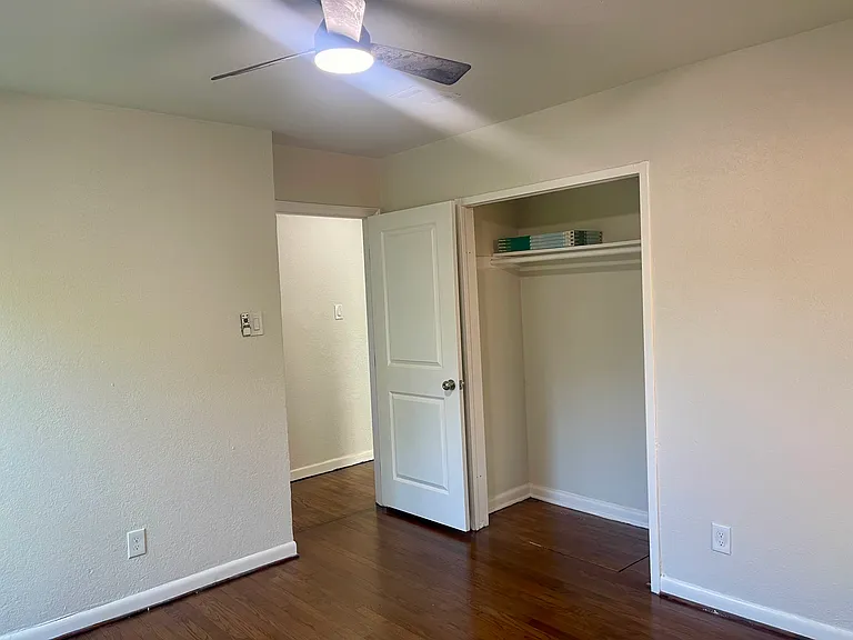 10513 Aledo Dr — Photo 16
